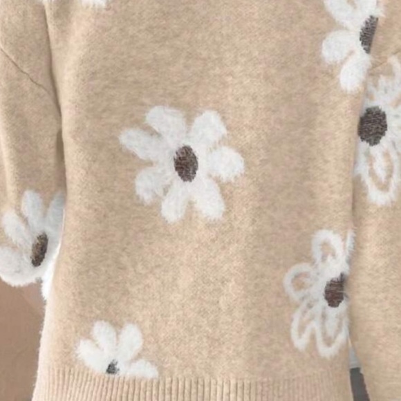 New button down floral print cardigan  sweater - Picture 5 of 6